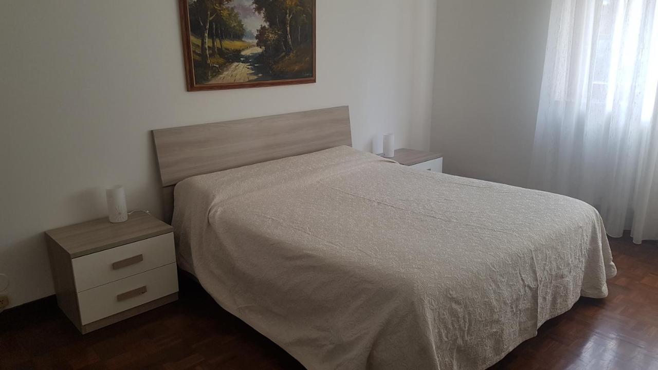 Casa Del Tennis 伊夫雷亚 外观 照片